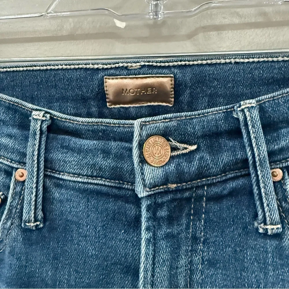 Mother Jeans The Insider Crop Step Fray in Home Movies